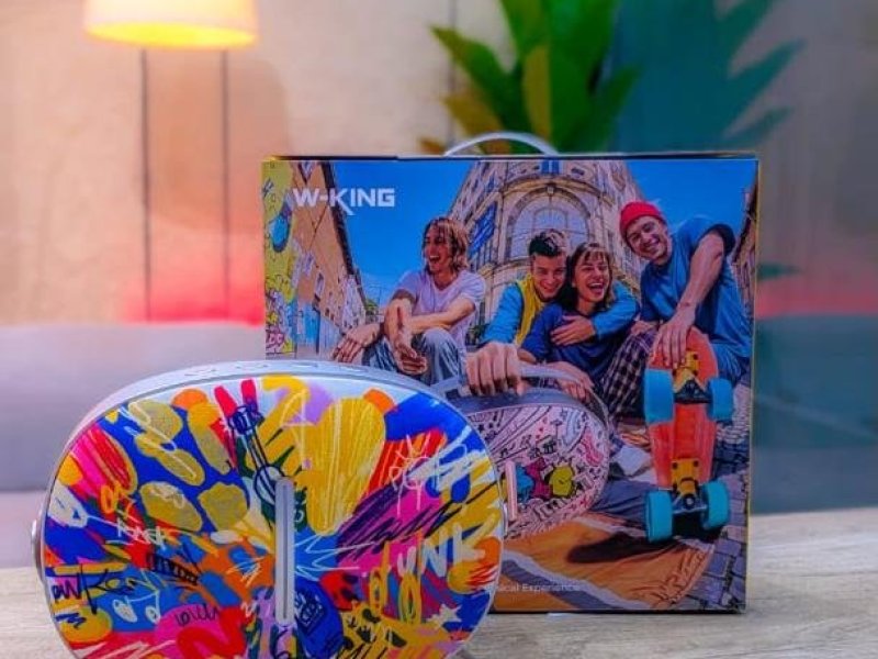 t8-bluetooth-speaker-small-1