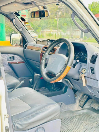 toyota-lc-prado-tx-big-2