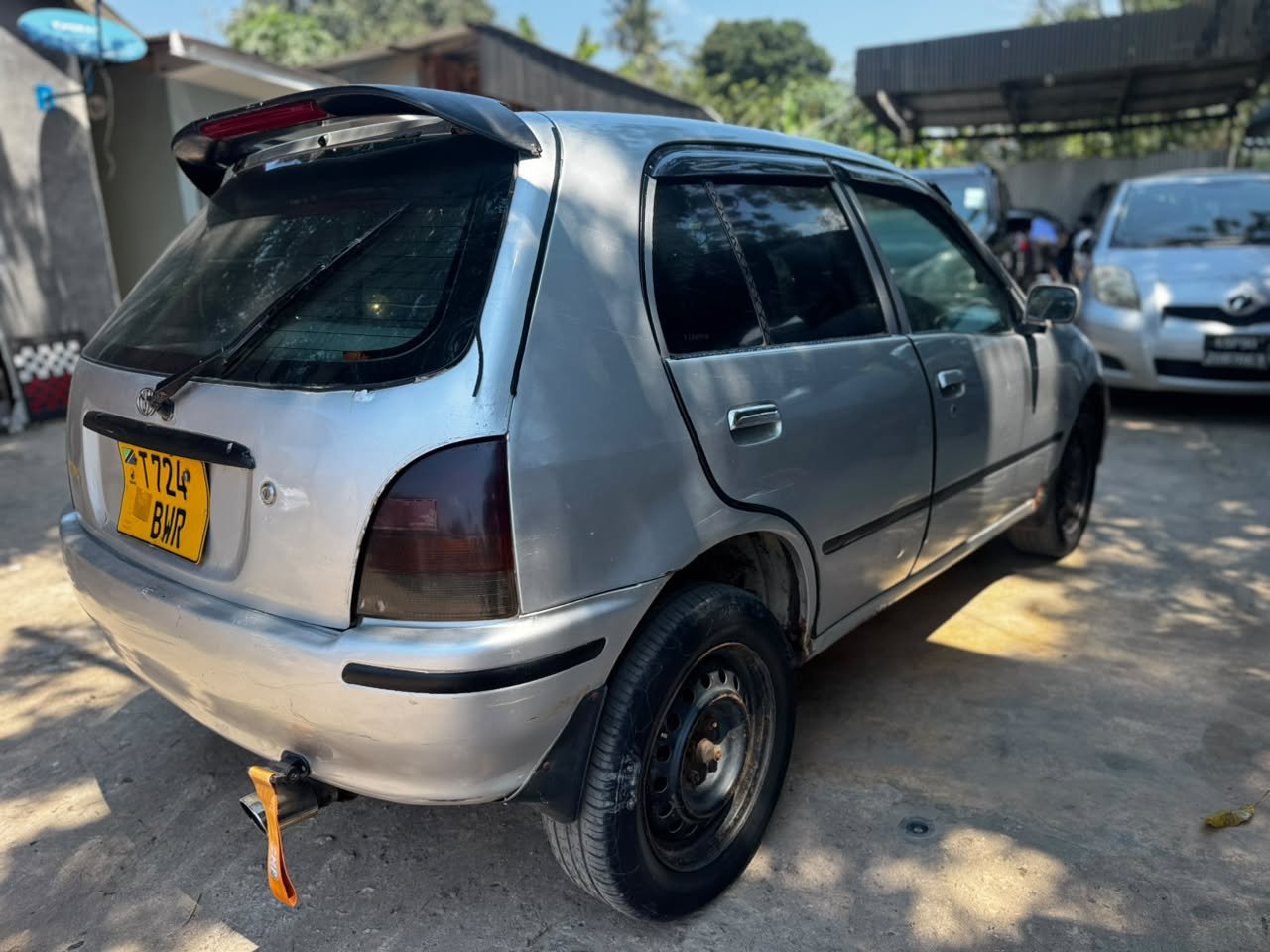 toyota-starlet-big-2