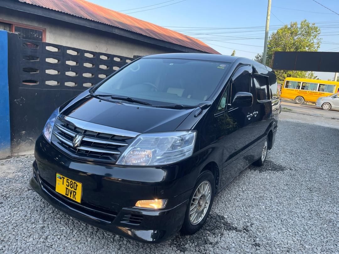 toyota-alphad-big-4