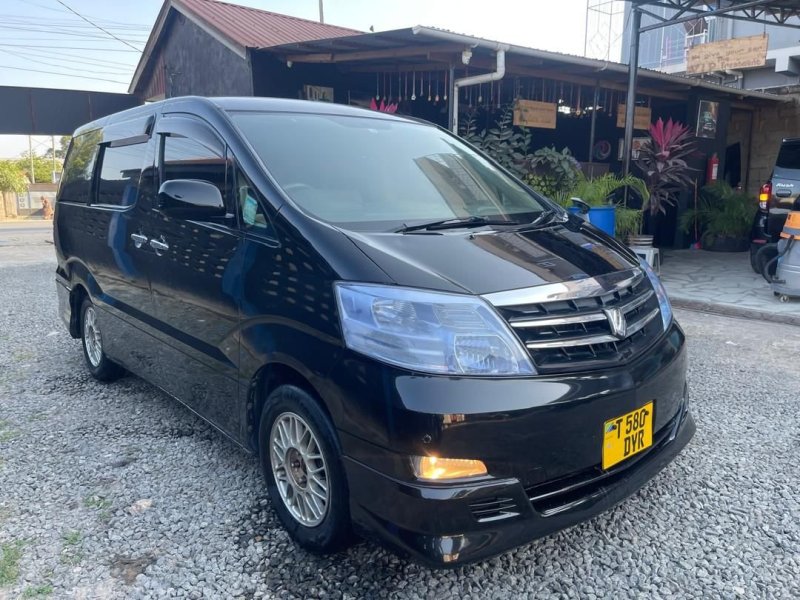 toyota-alphad-small-3