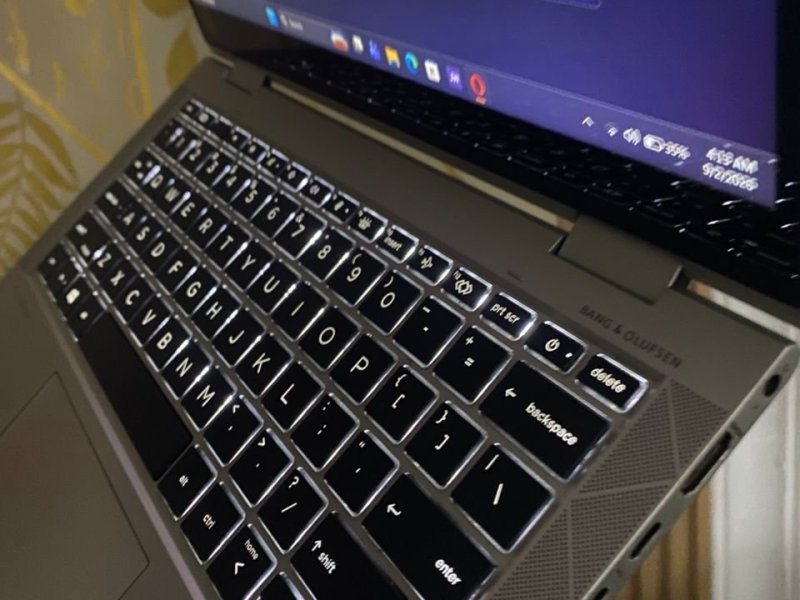 hp-elitebook-x360-small-3