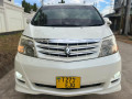 toyota-alphard-new-model-small-0