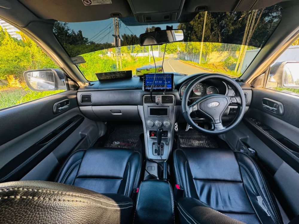 subaru-forester-sg5-big-2