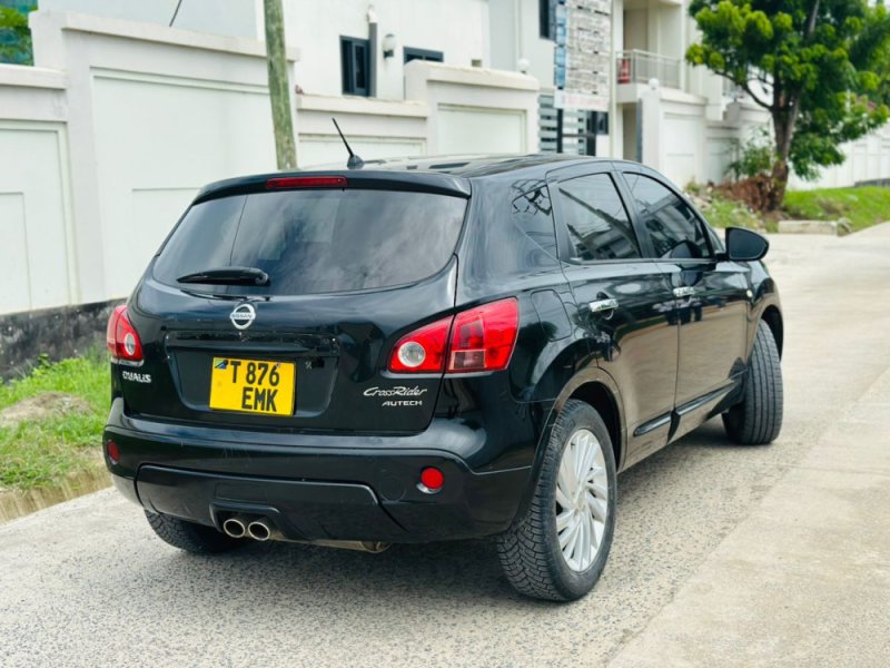 nissan-dualis-new-model-small-4