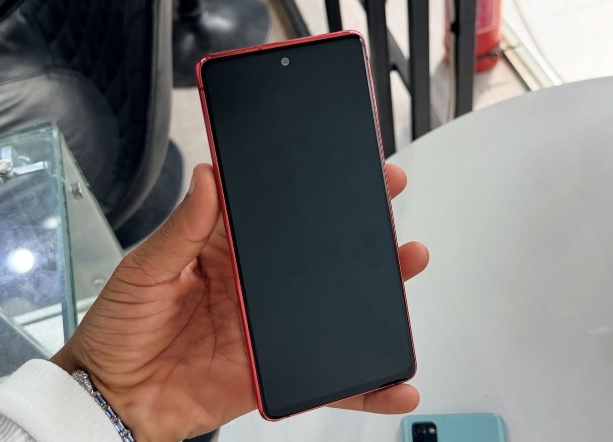 samsung-s20fe-5g-storage-128gb-big-1