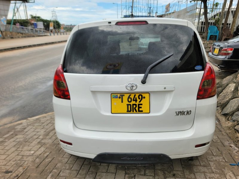 toyota-spacio-new-model-small-1