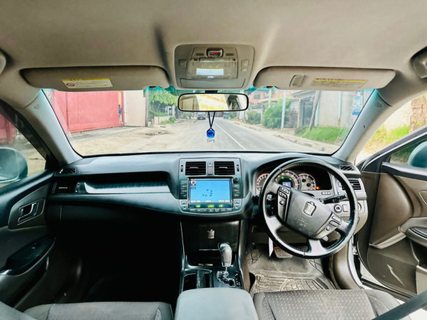 crown-athlete-new-model-big-3