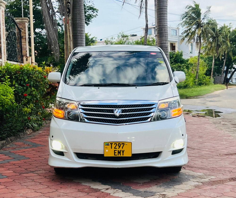 toyota-alphard