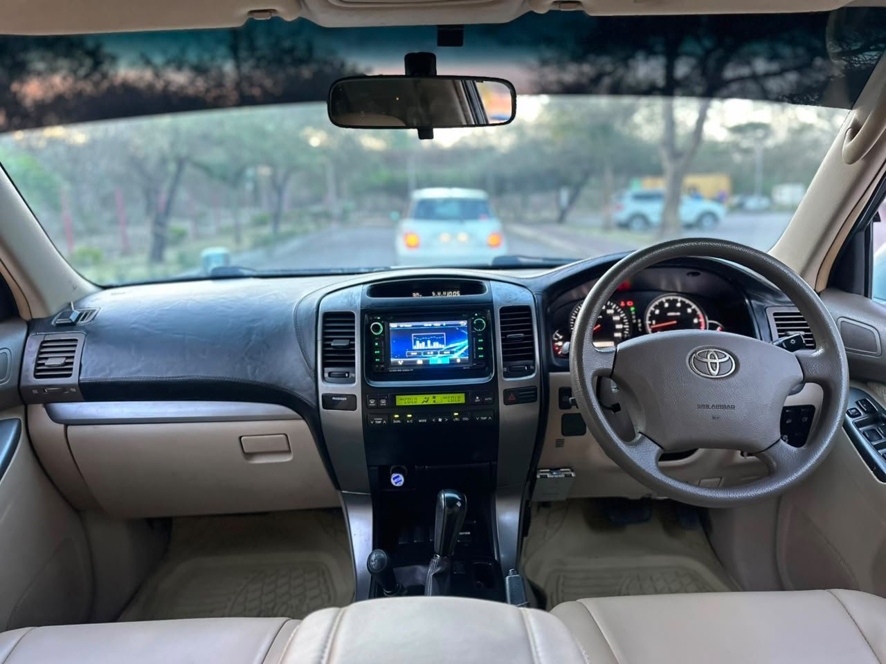 toyota-prado-120-big-2