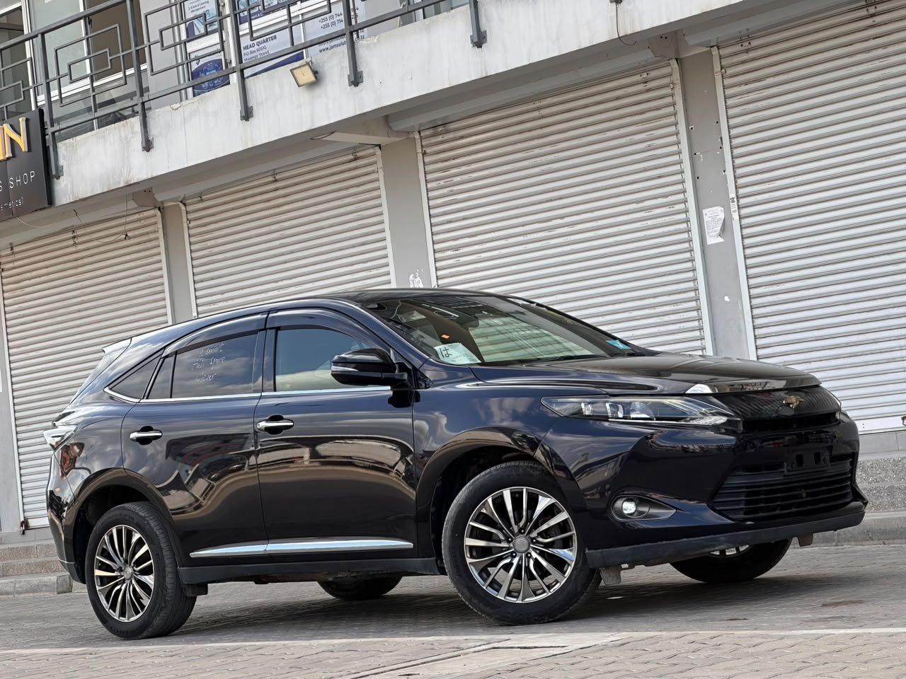 toyota-harrier-anaconda-big-2