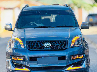 toyota-landcruiser-prado