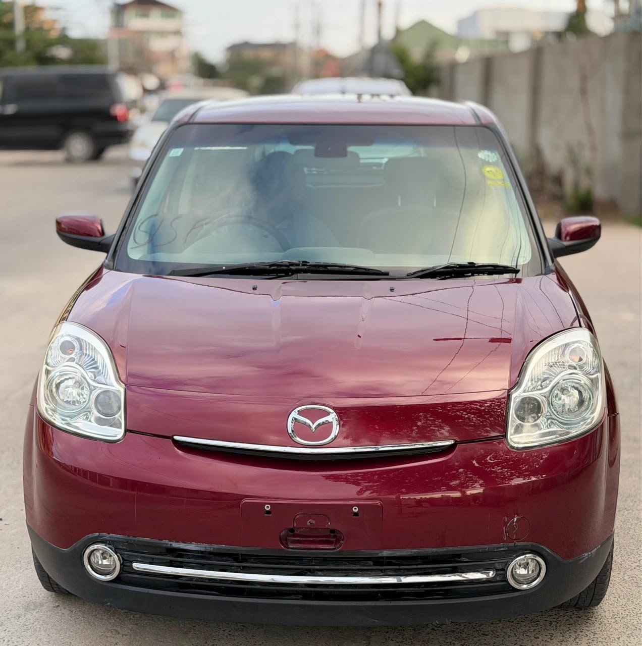 mazda-verisa-2012-big-0